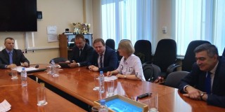 На заседании Координационного совета обсуждены проблемные вопросы оказания медицинской помощи в первичных сосудистых отделениях Калужской области.